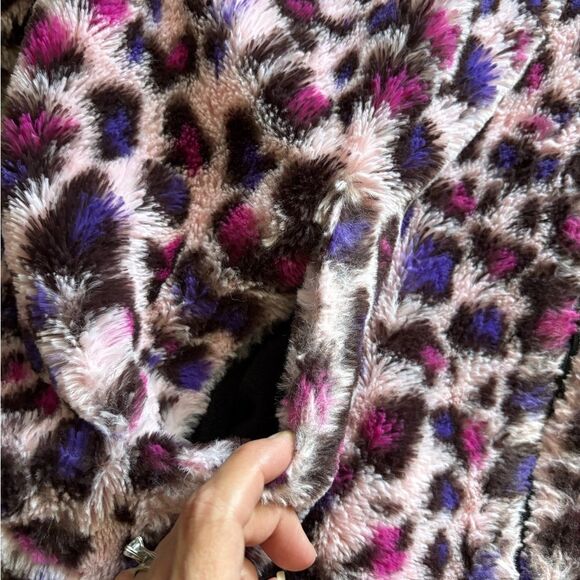 UGG Mandy Leopard Faux Fur Coat Jacket Hooded Pink Womens Size Medium - Picture 6 of 10